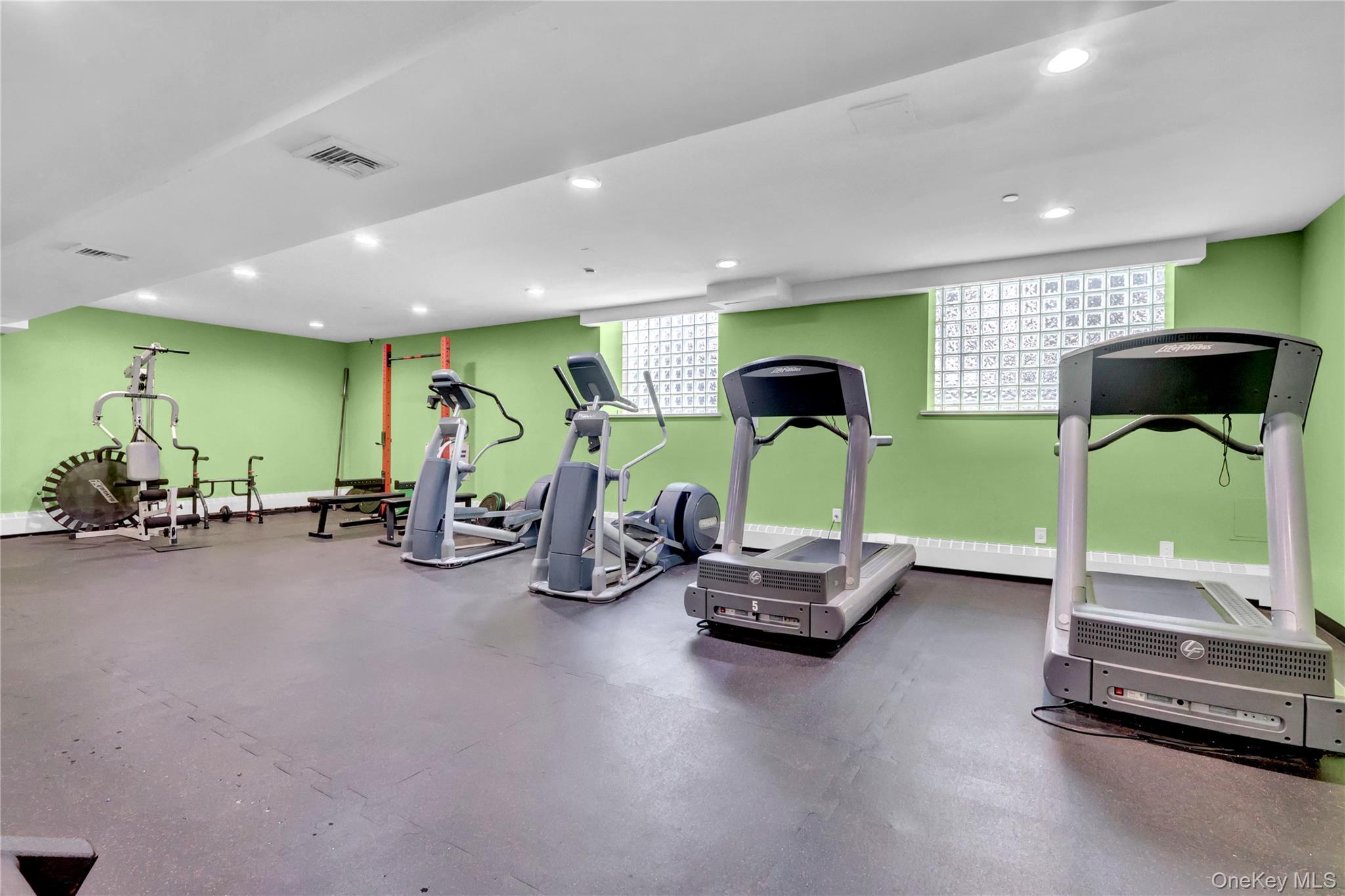 #14 photo, 25 W Broadway, Long Beach , NY 11561