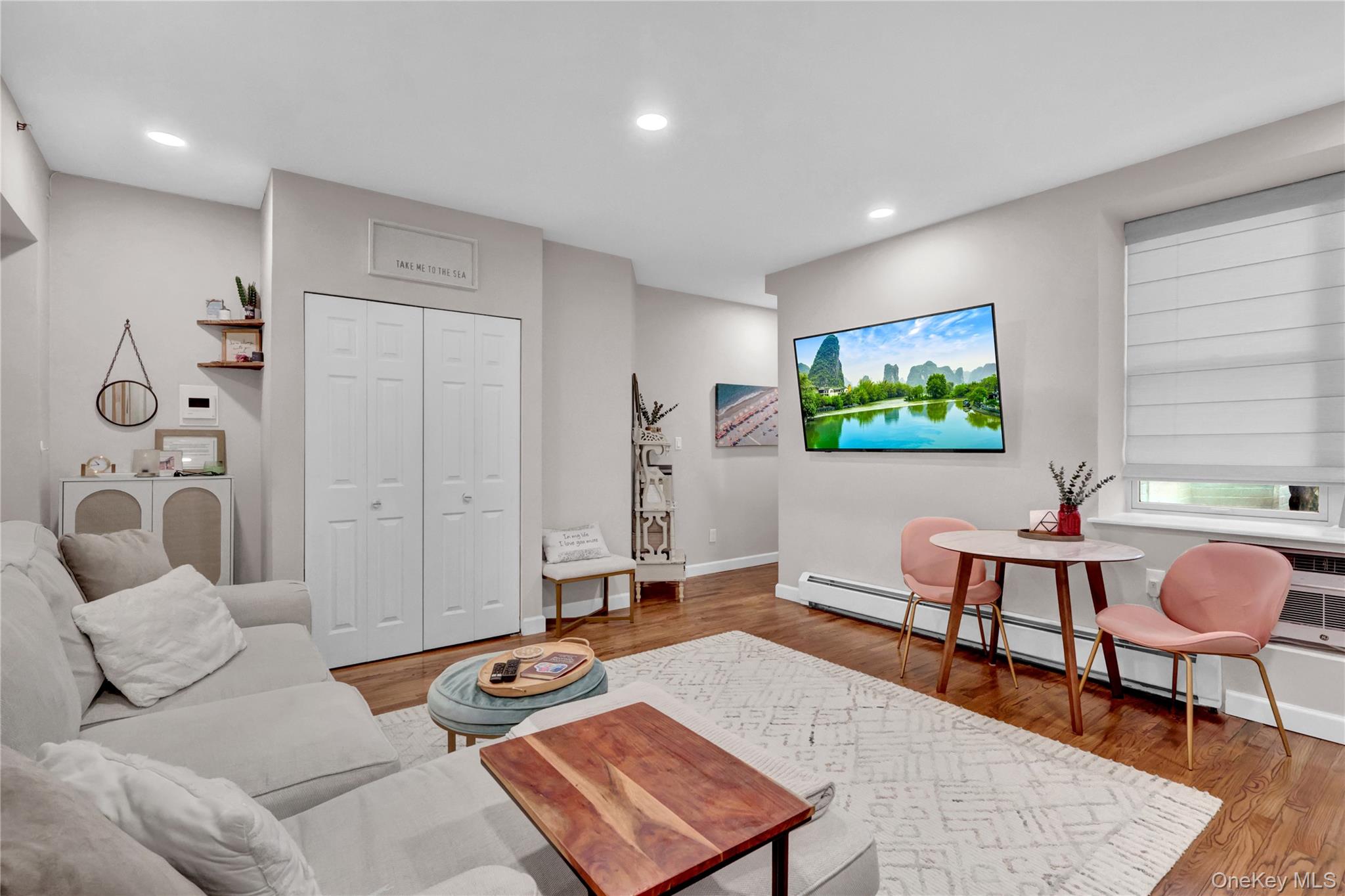 #6 photo, 25 W Broadway, Long Beach , NY 11561