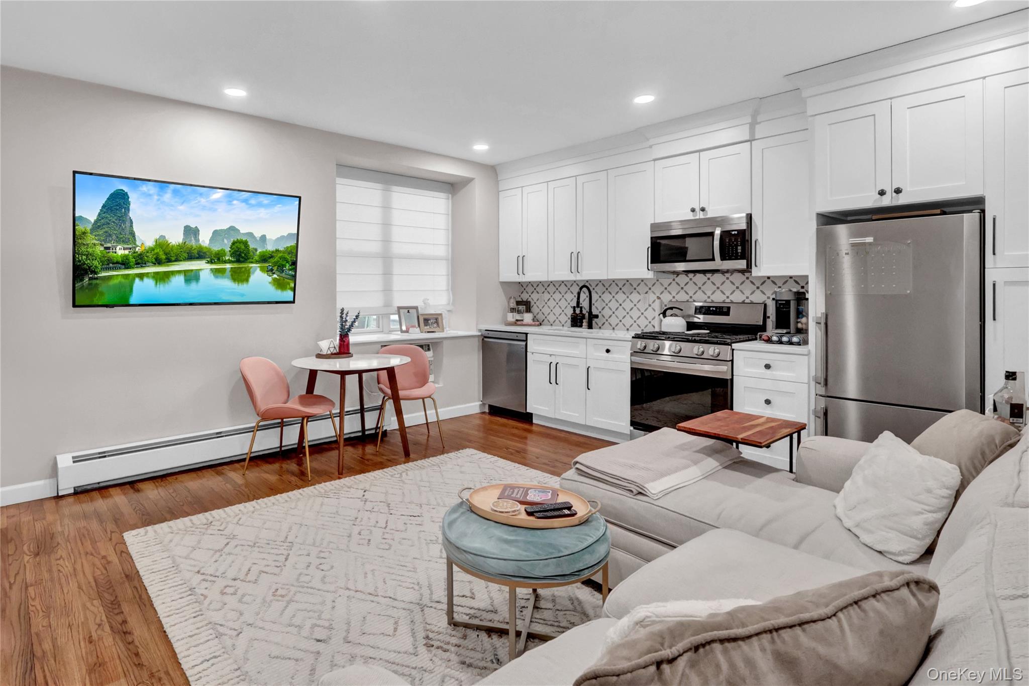 #7 photo, 25 W Broadway, Long Beach , NY 11561