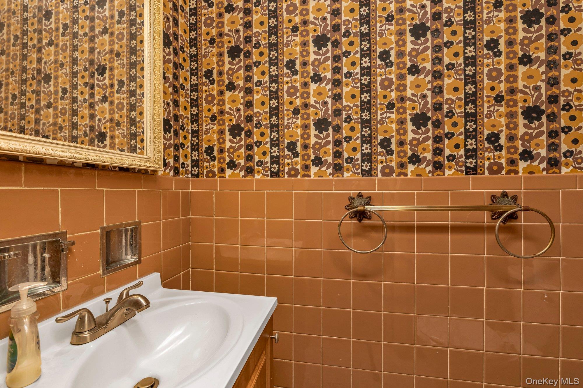 #12 photo, 2538 Bradley Court, Merrick , NY 11566