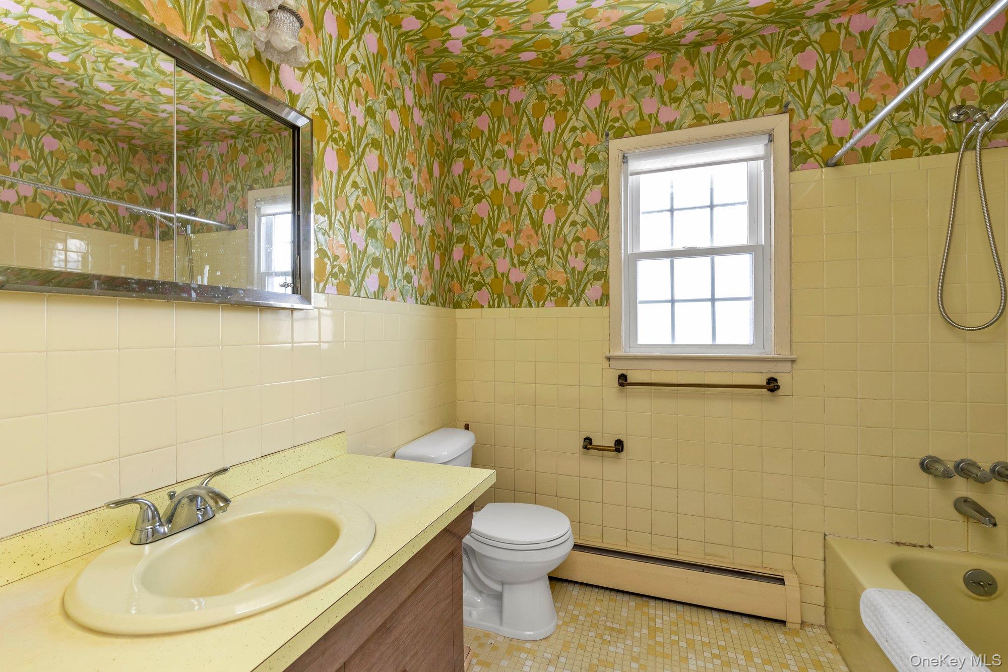 #13 photo, 2538 Bradley Court, Merrick , NY 11566