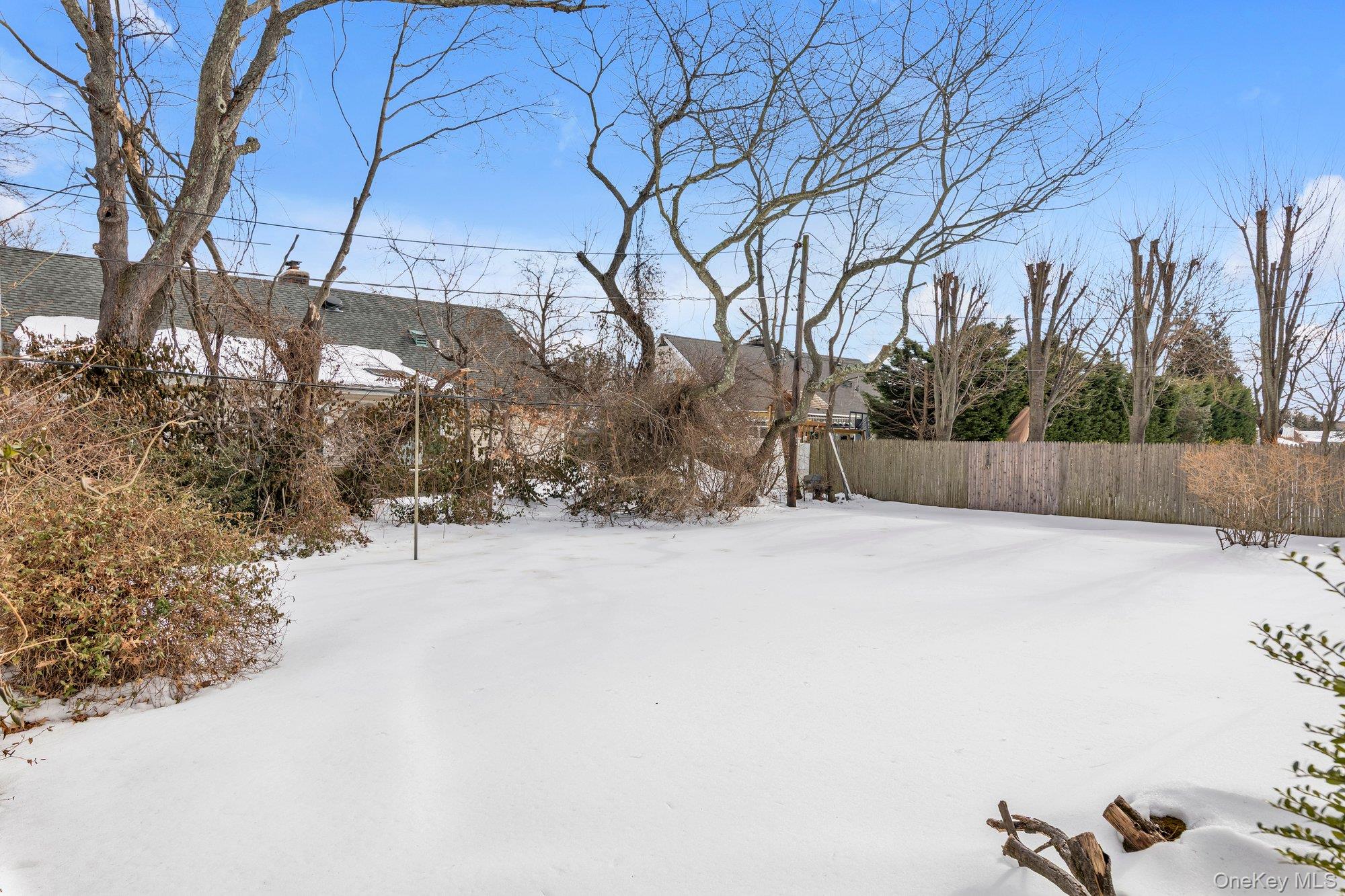 #20 photo, 2538 Bradley Court, Merrick , NY 11566