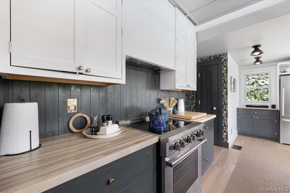 #7 photo, 19 New Jersey Avenue, Bellport Village , NY 11713