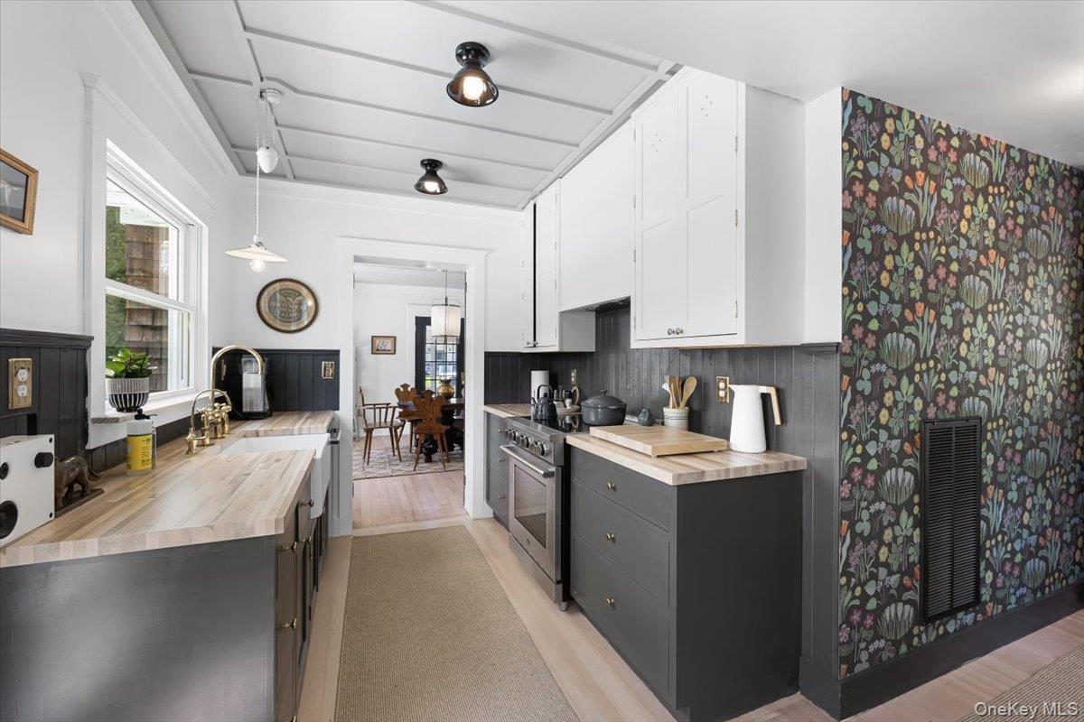 #9 photo, 19 New Jersey Avenue, Bellport Village , NY 11713