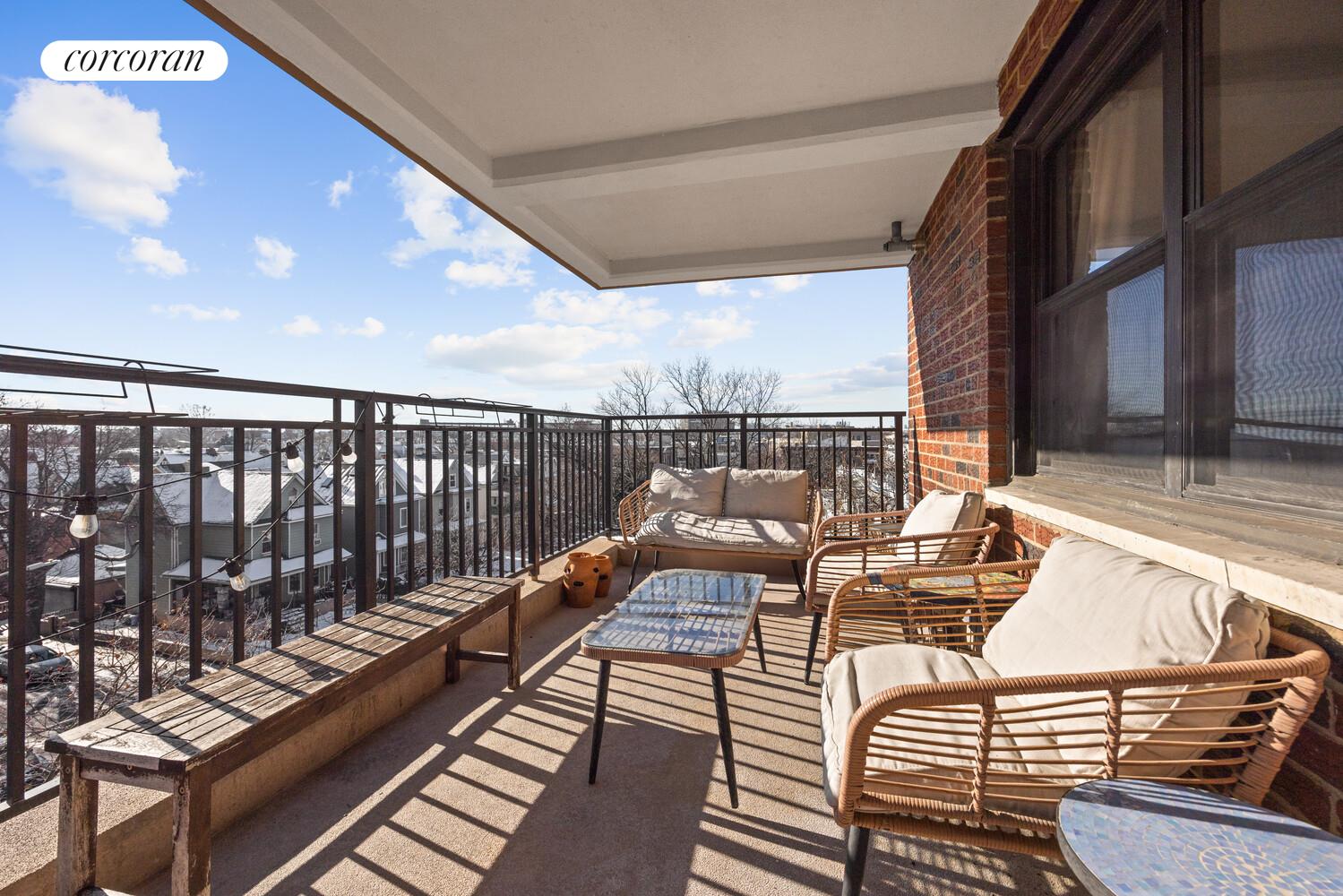 #11 photo, 303 BEVERLEY Road, Бруклин ‖ Kensington , NY 11218