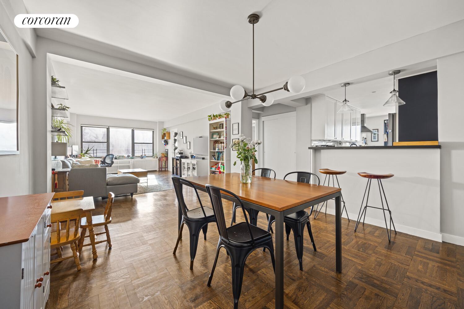 #5 photo, 303 BEVERLEY Road, Бруклин ‖ Kensington , NY 11218