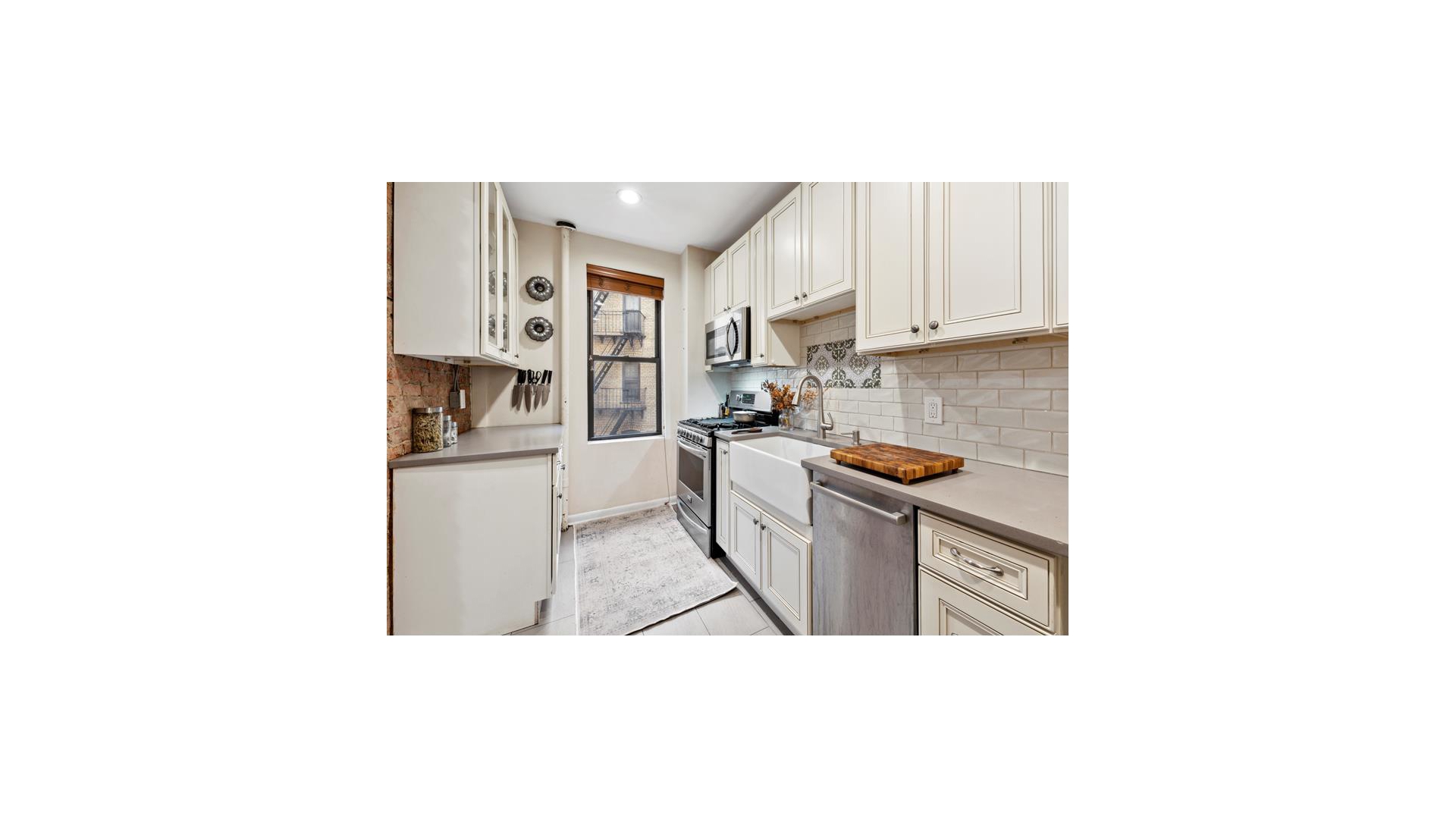 #7 photo, 175 EASTERN Parkway, Prospect Heights , NY 11238