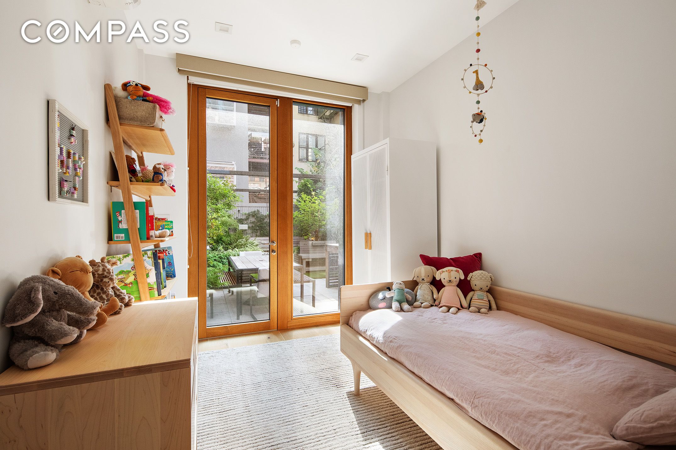 #10 photo, 102 W 118th Street, मैनहटन Harlem , NY 10026