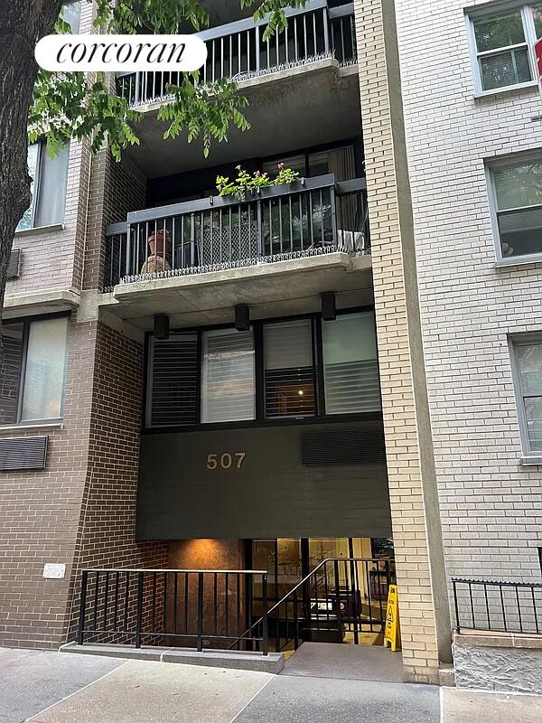 #1 photo, 507 E 80TH Street, Манхэттен ‖ Yorkville , NY 10075