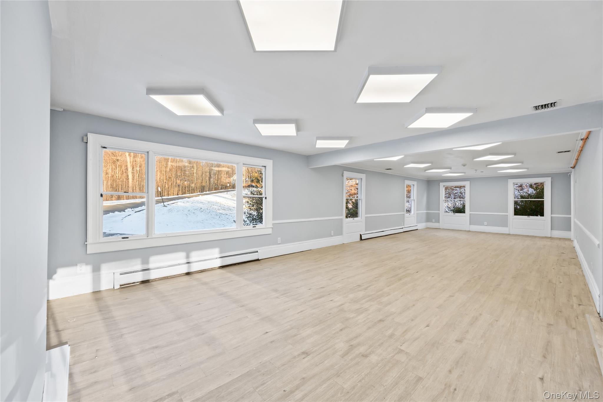 #5 photo, 996 Haverstraw Road, Suffern , NY 10901