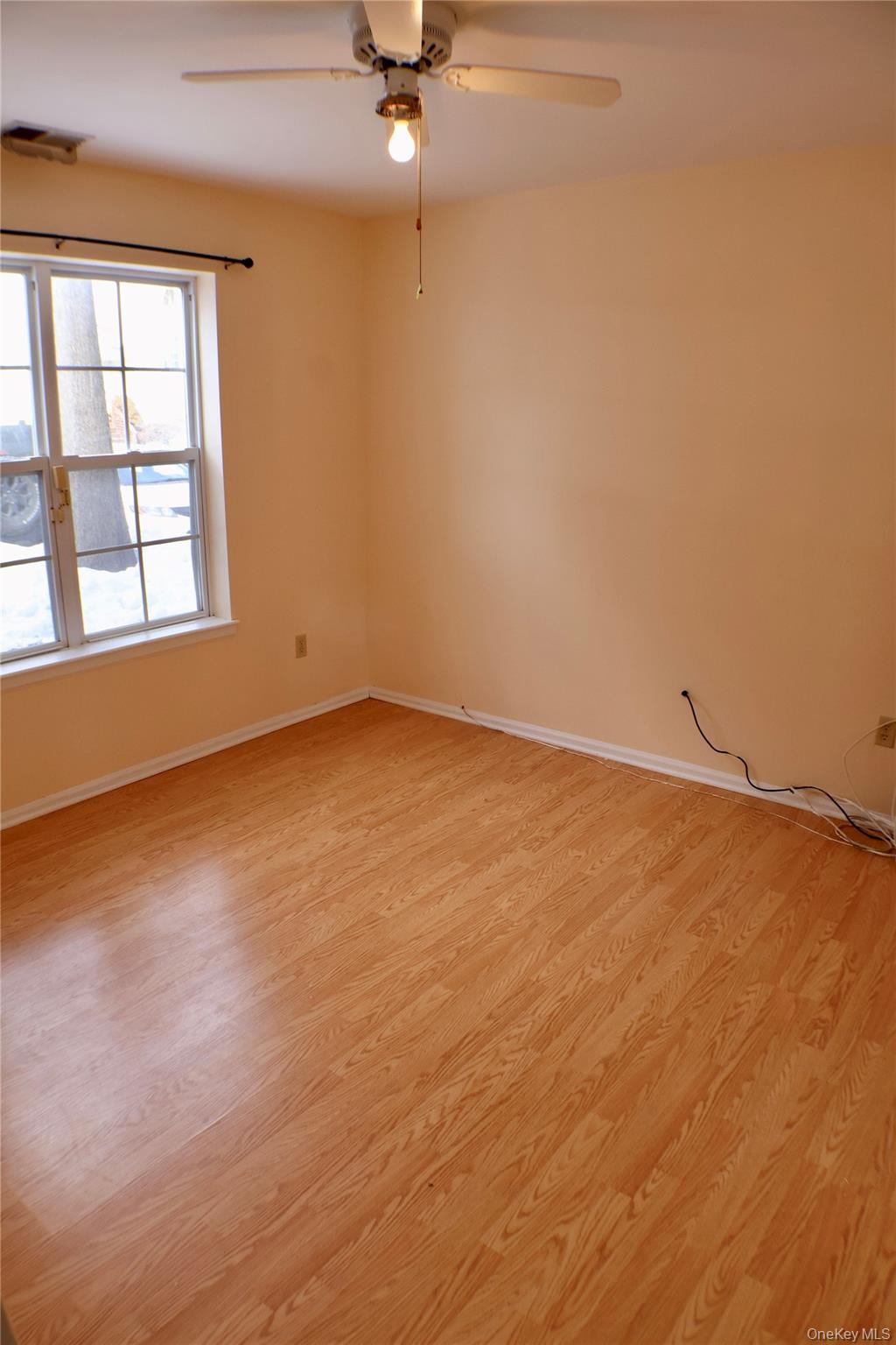 #8 photo, 305 Gazebo Court, New Windsor , NY 12553