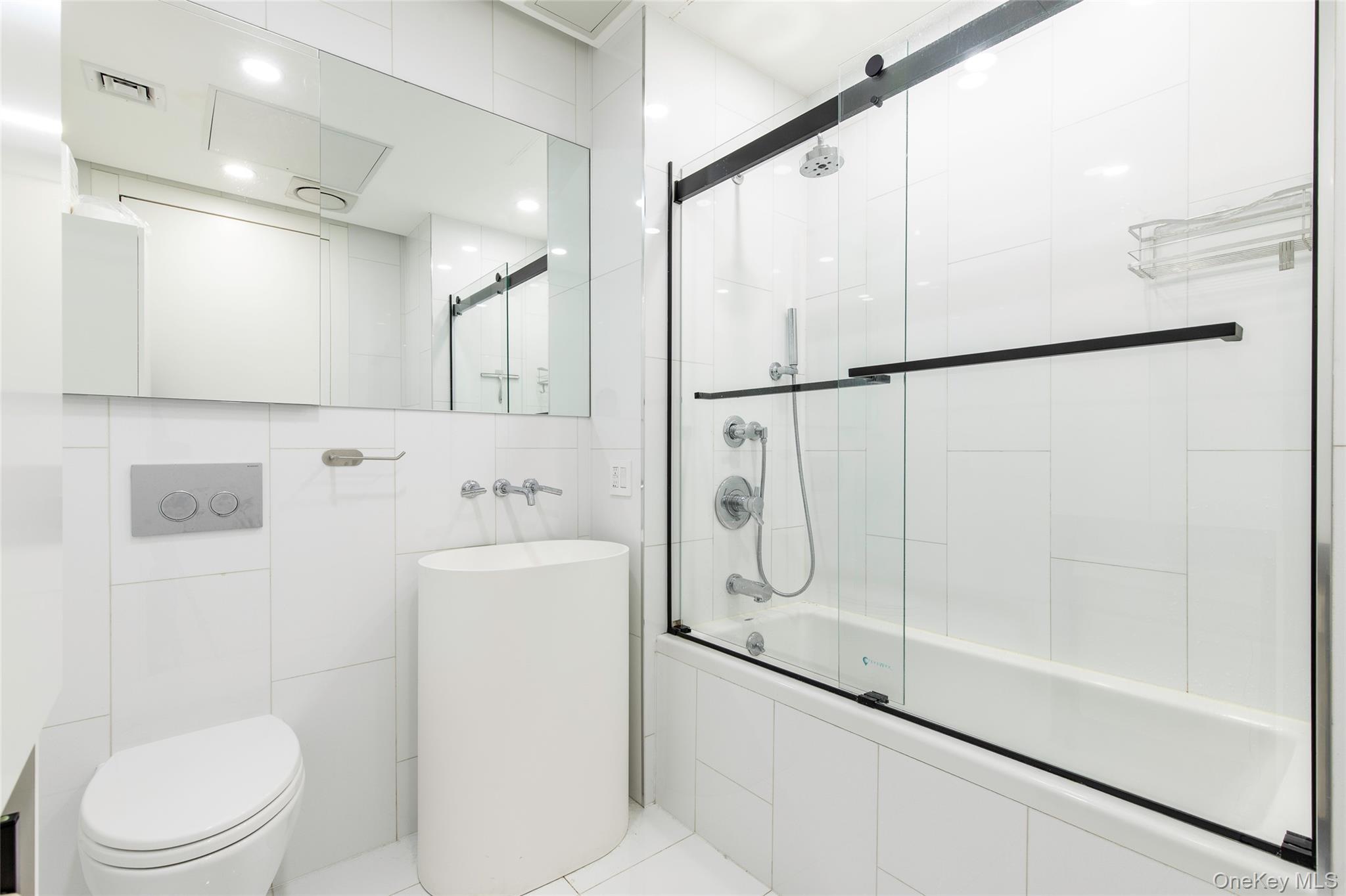 #9 photo, 310 W 114th Street, 曼哈顿 哈莱姆区 New York (Manhattan) , NY 10026