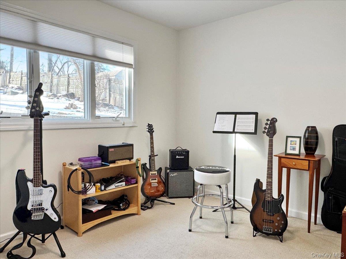 #10 photo, 9 Tanglewood Road, Scarsdale , NY 10583