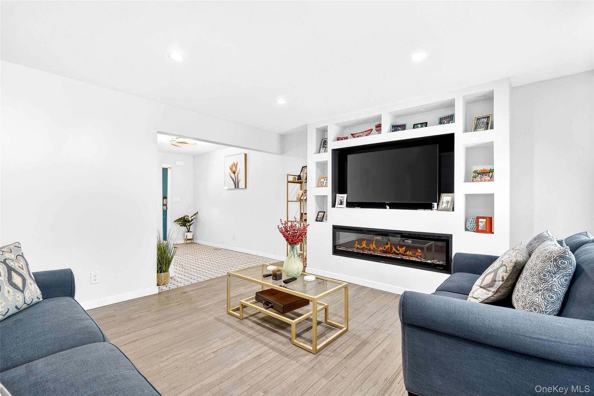 #11 photo, 53 Hazelton Road, Yonkers , NY 10710