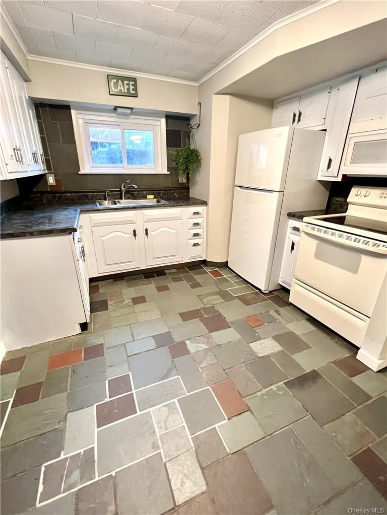 #7 photo, 3 Muller Avenue, 纽约州 Highland Falls , NY 10928