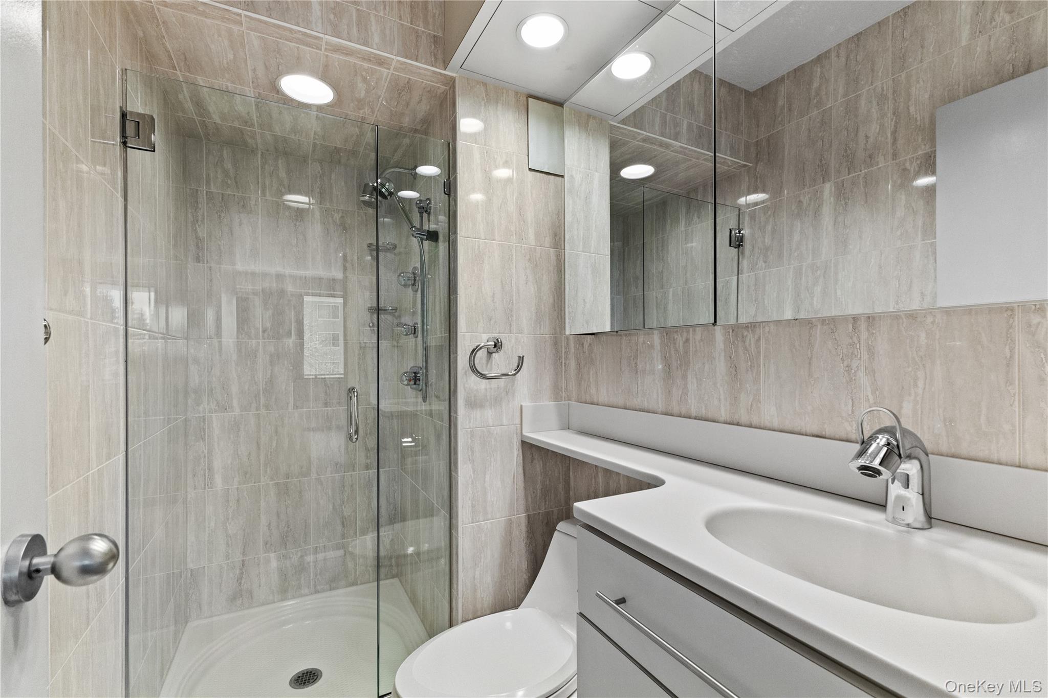 #20 photo, 15 Stewart Place, White Plains , NY 10603