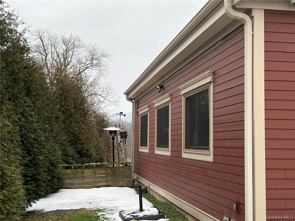 #4 photo, 49 Oakland Avenue, Warwick , NY 10990