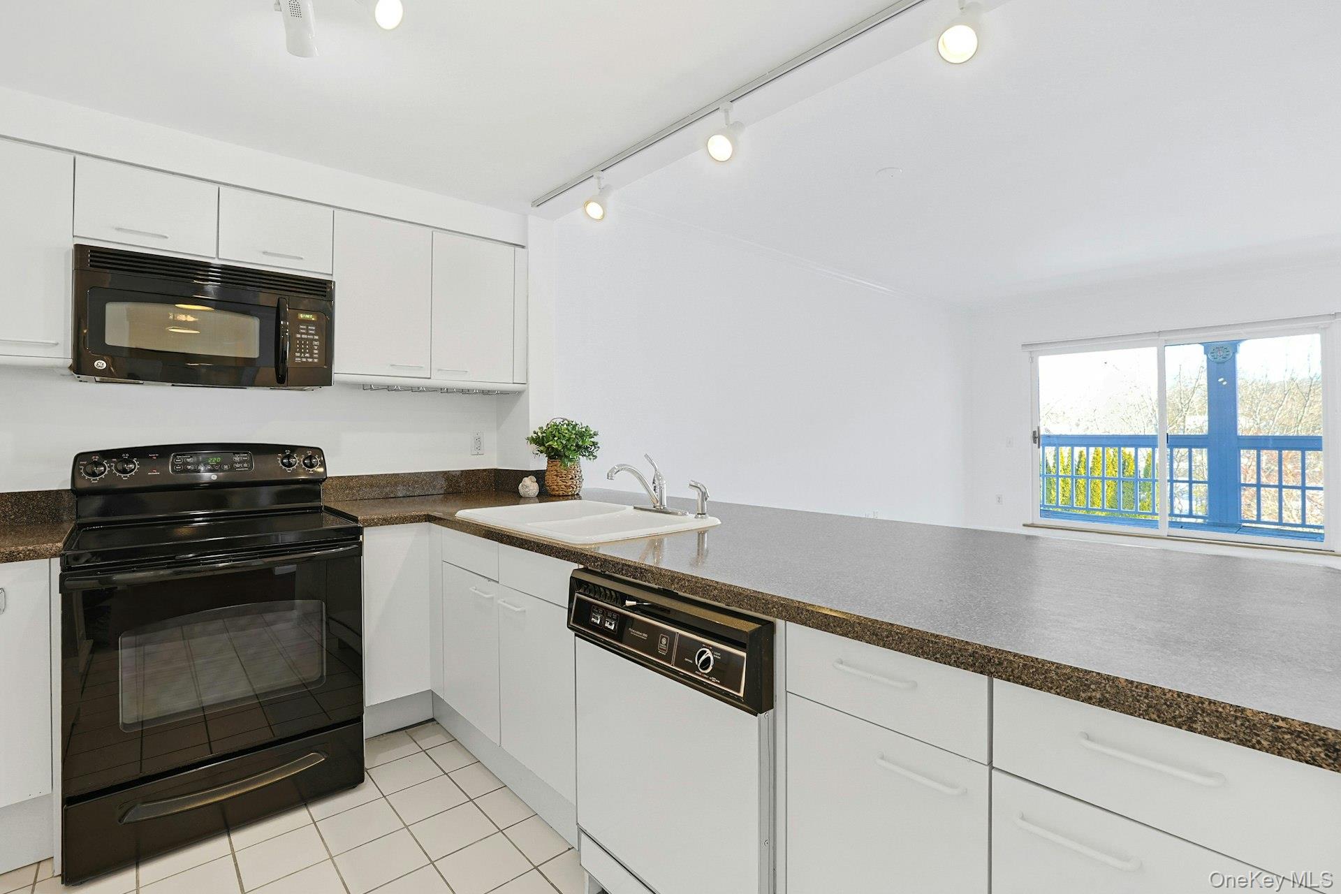 #10 photo, 22 Copley Court, Briarcliff Manor , NY 10510