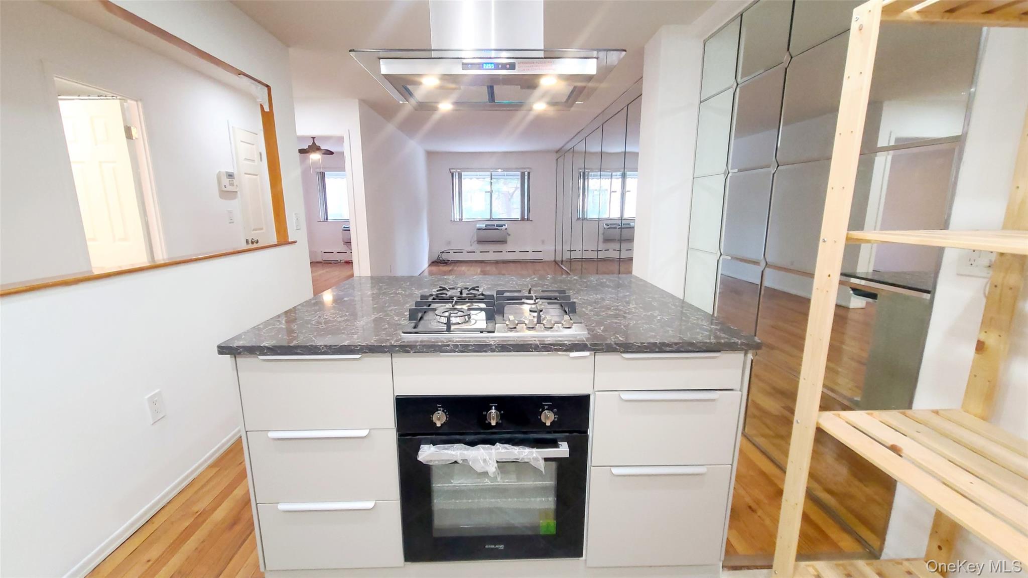 #12 photo, 101-20 67th Drive, Forest Hills , NY 11375