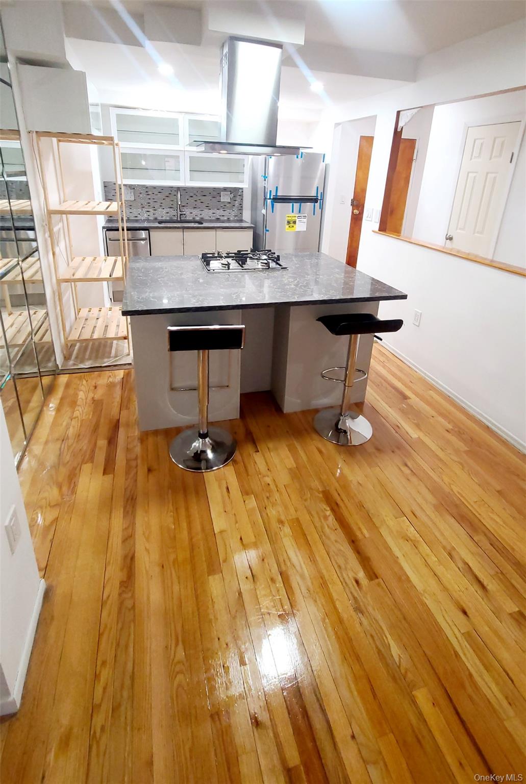 #4 photo, 101-20 67th Drive, Forest Hills , NY 11375