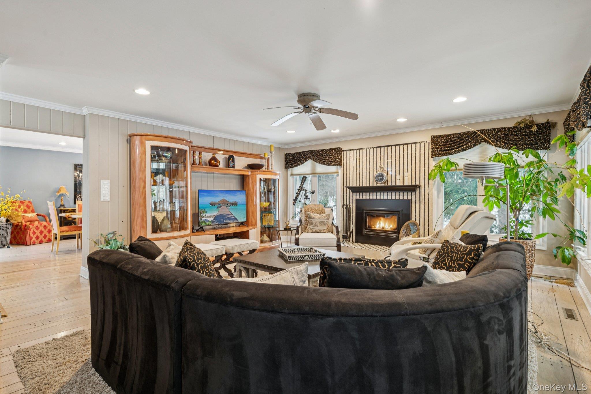 #13 photo, 37 Bridle Path, Nissequogue , NY 11780