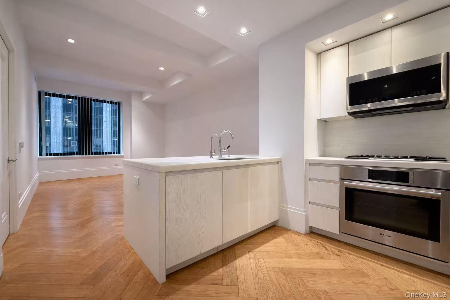 #5 photo, 101 Wall Street, New York (Manhattan) , NY 10005