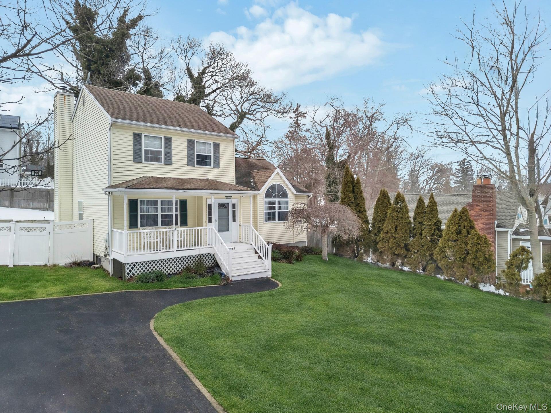 #5 photo, 83 Friendship Drive, سوفولك Rocky Point , NY 11778