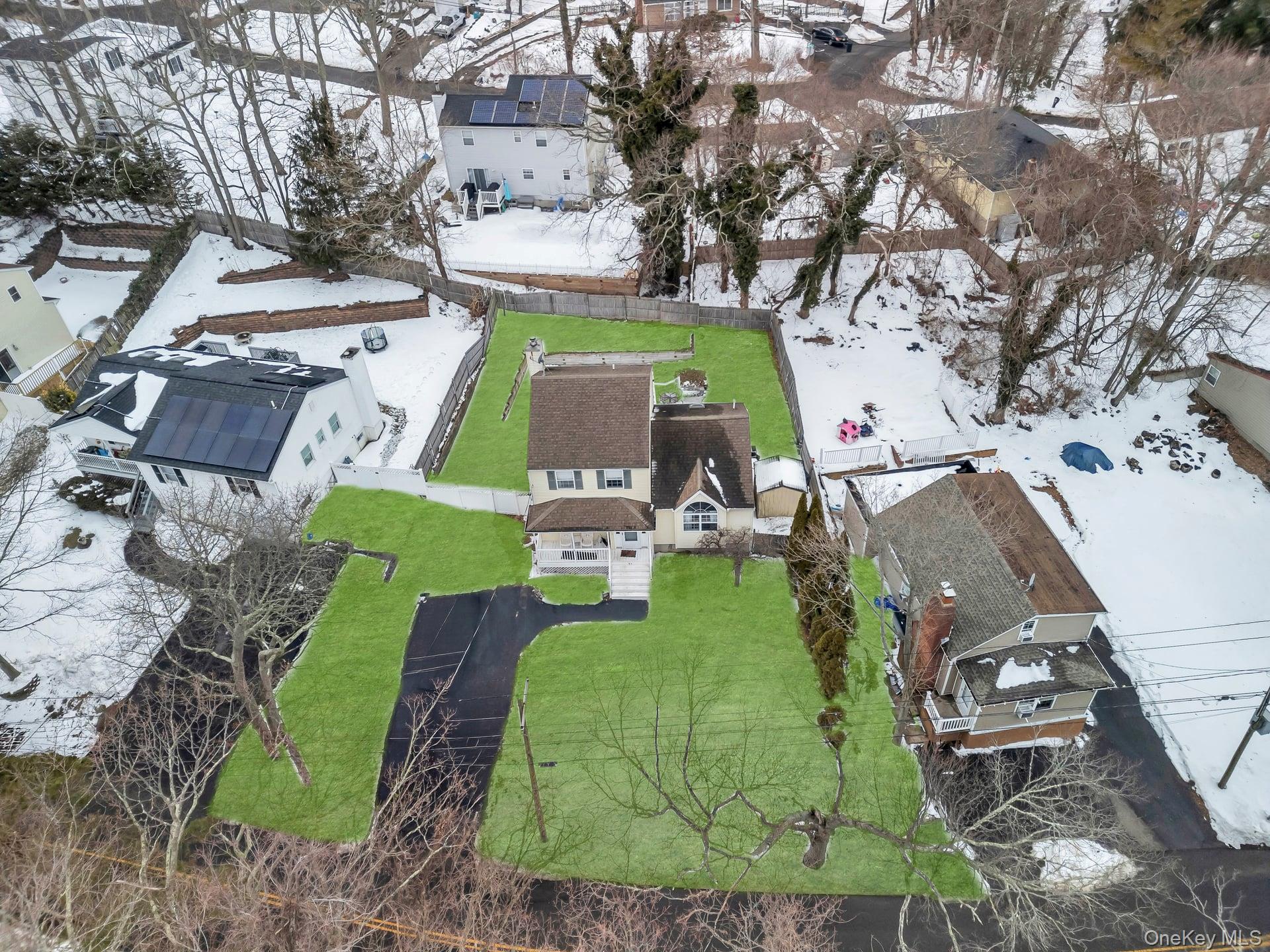 #9 photo, 83 Friendship Drive, سوفولك Rocky Point , NY 11778