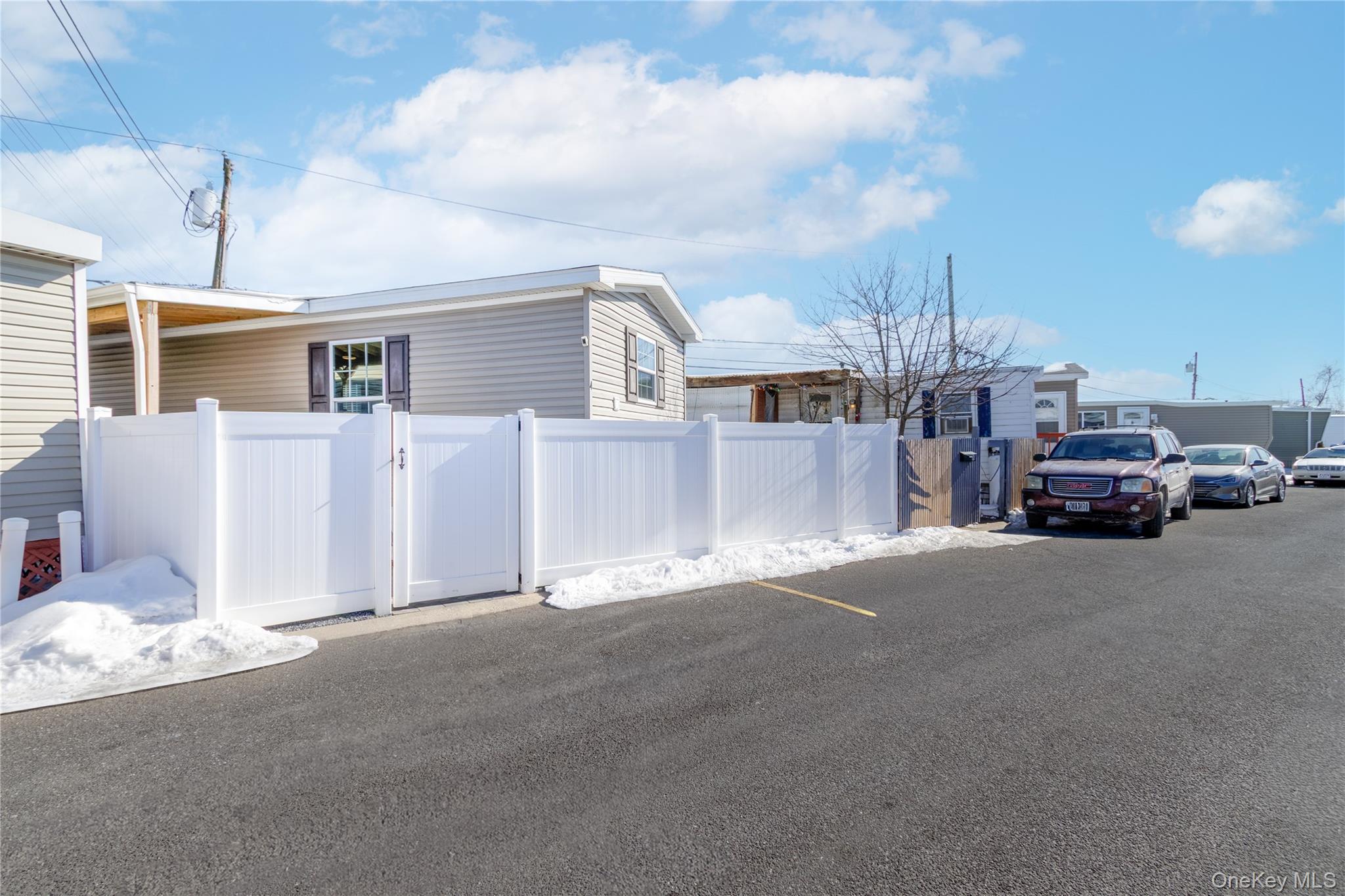 #1 photo, 150 #4 Main Street, 东长岛 艾斯利普 Islip , NY 11751