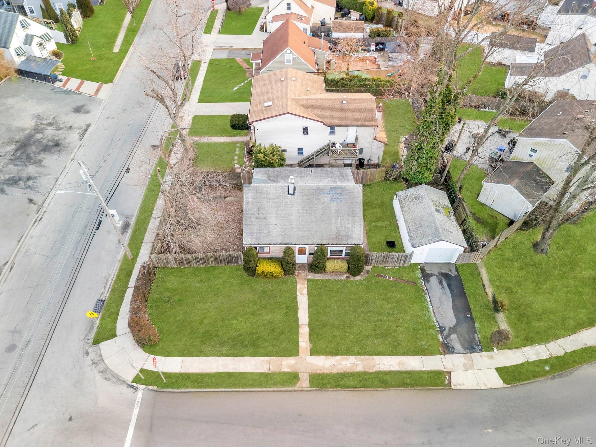 #1 photo, 2528 Marshall Avenue, Bellmore , NY 11710