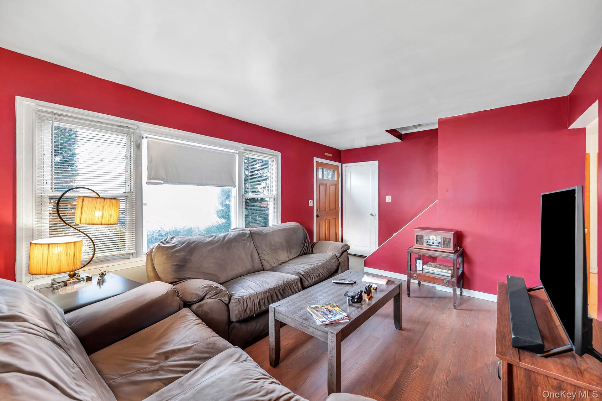 #14 photo, 2528 Marshall Avenue, Bellmore , NY 11710