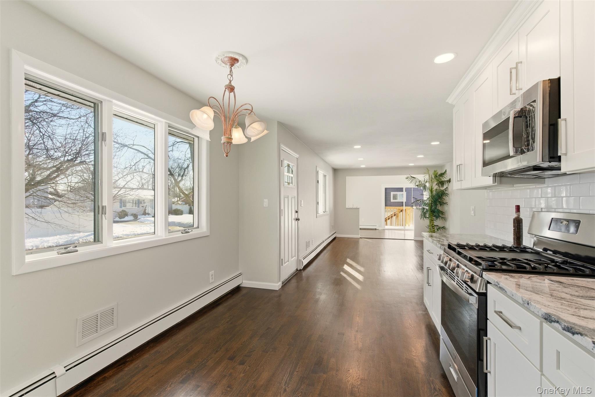 #10 photo, 25 Whitetail Lane, Commack , NY 11725