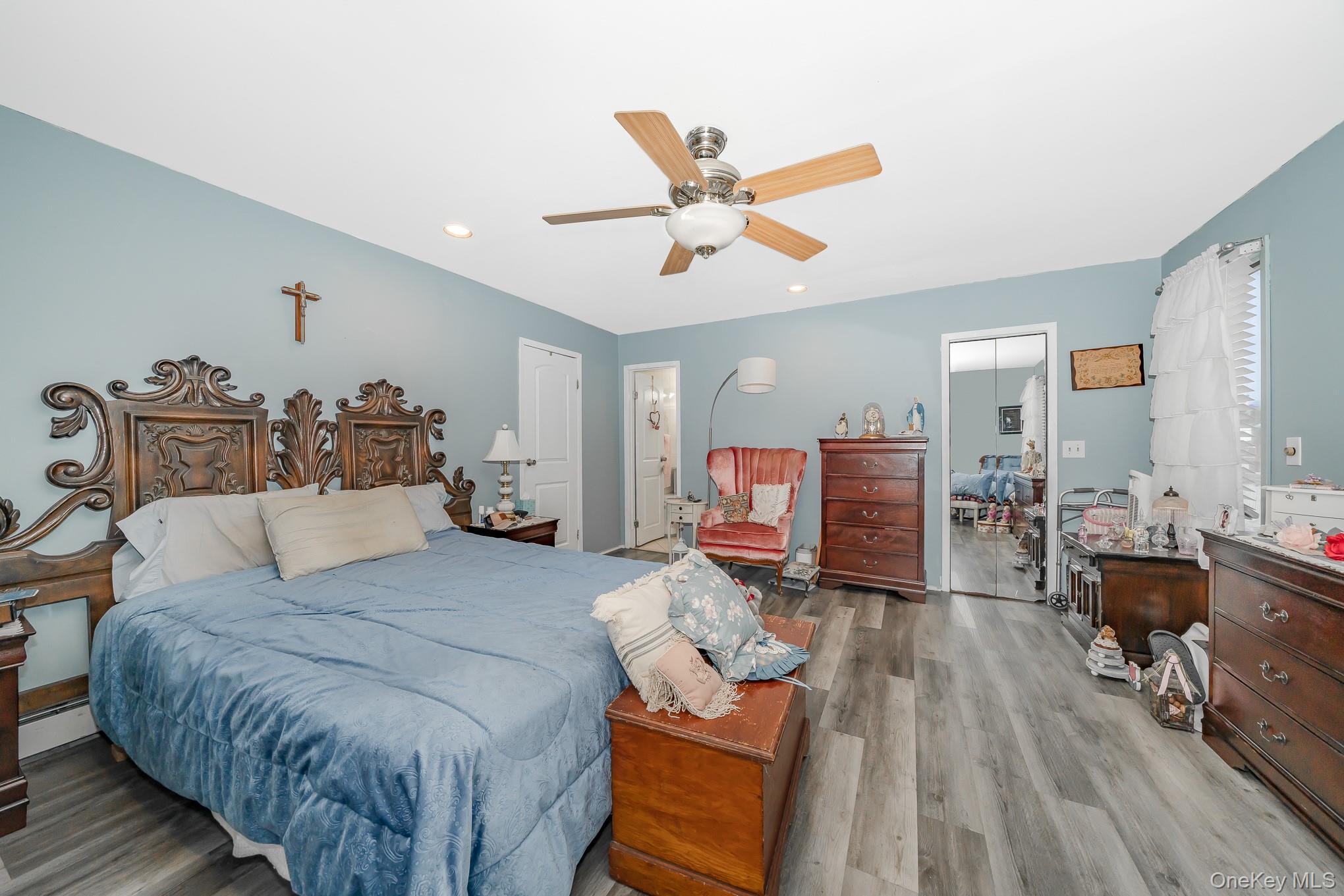 #12 photo, 60 Easton Avenue, North Babylon , NY 11703