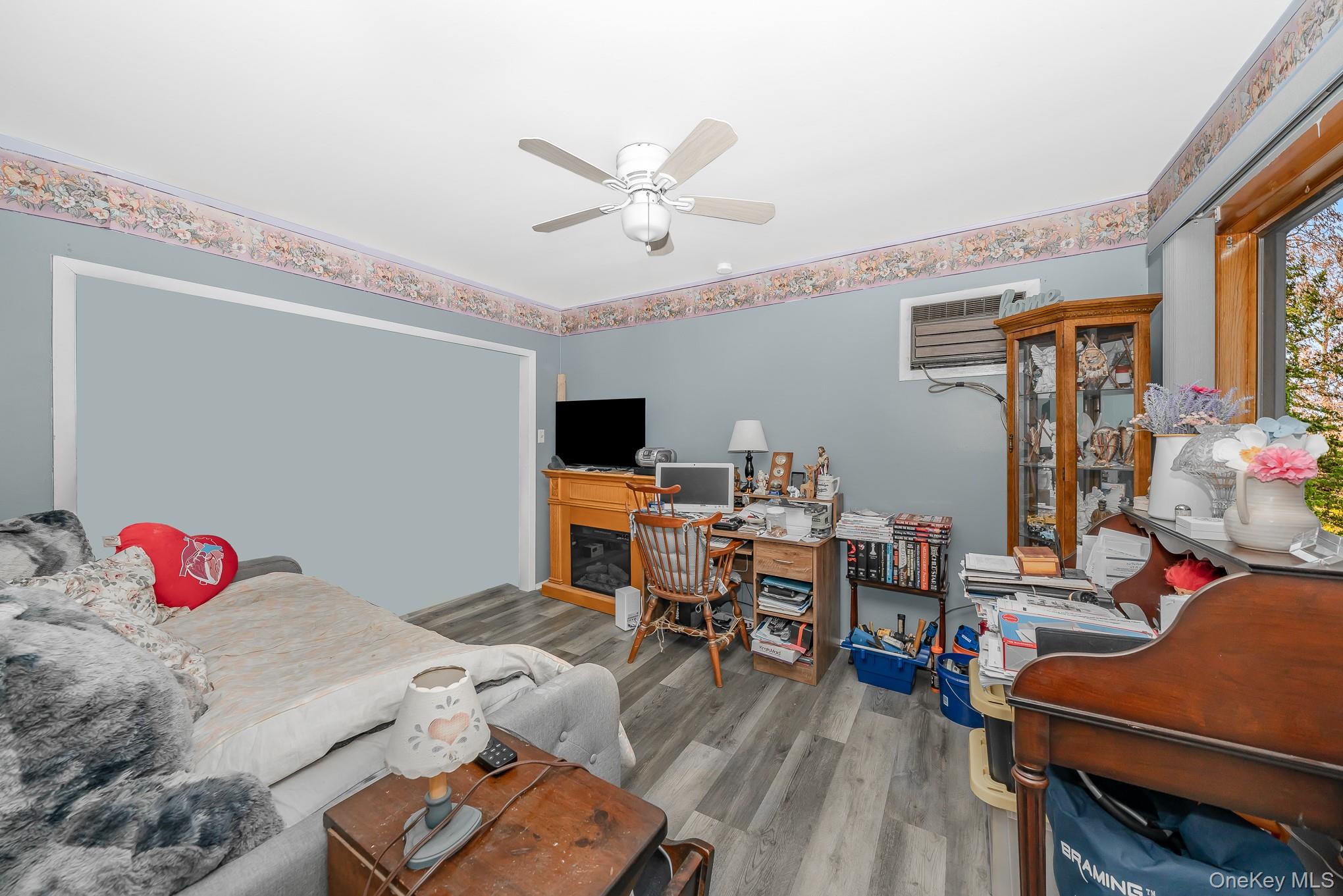 #14 photo, 60 Easton Avenue, North Babylon , NY 11703