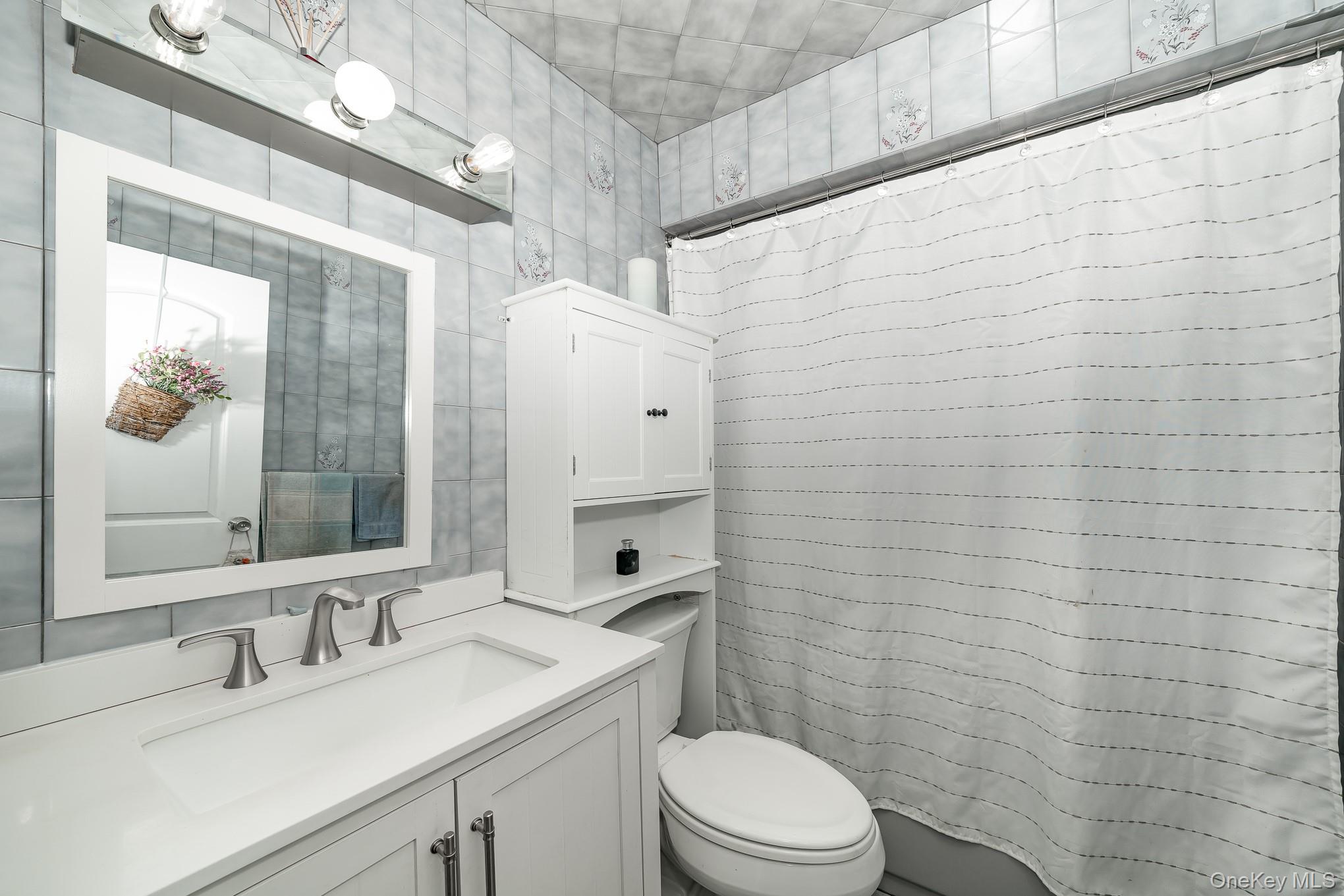 #18 photo, 60 Easton Avenue, North Babylon , NY 11703