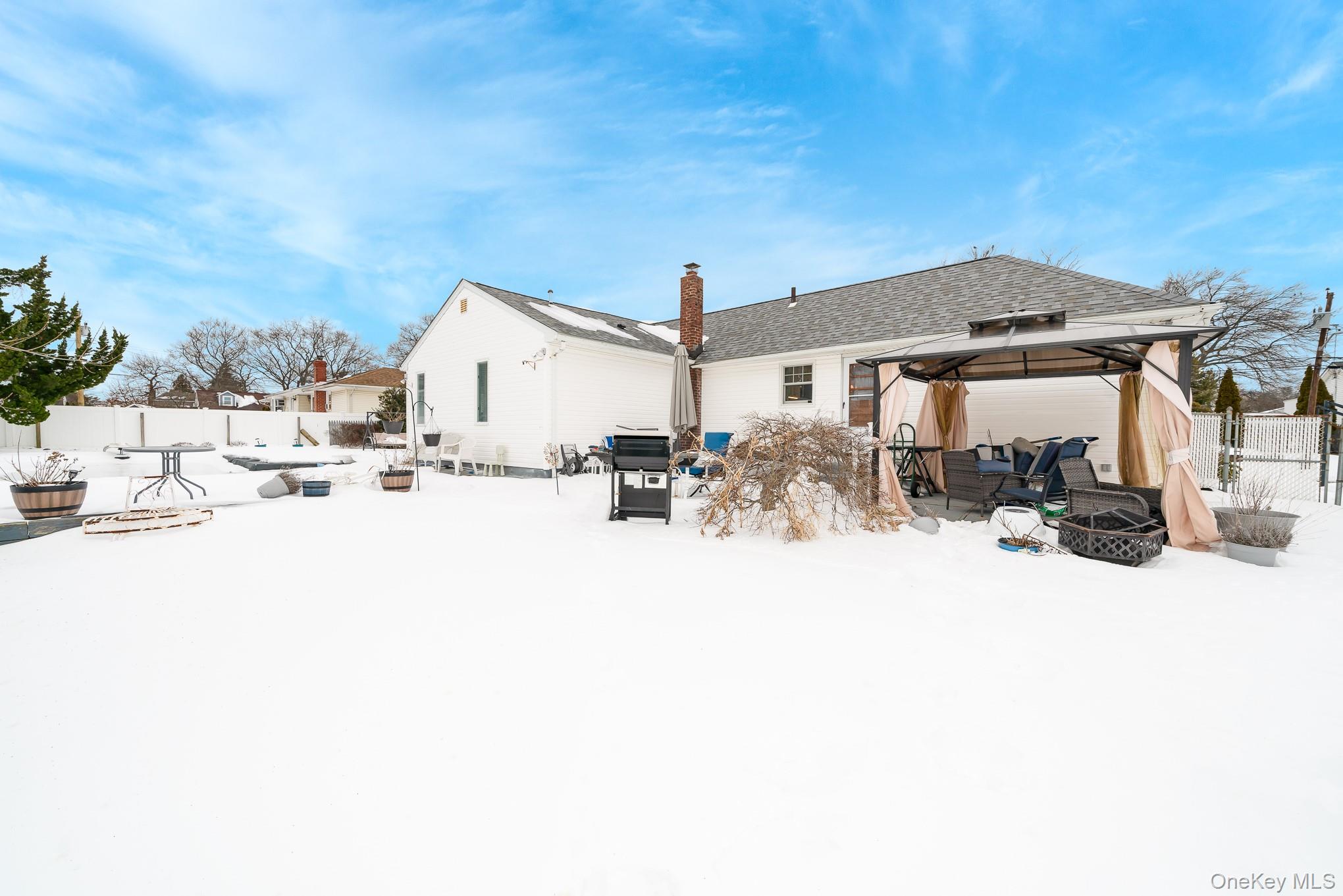 #19 photo, 60 Easton Avenue, North Babylon , NY 11703