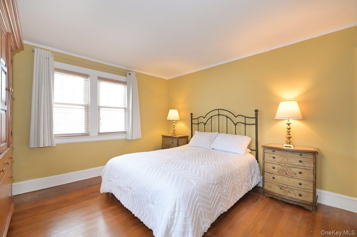 #15 photo, 68 Hudson Road, Floral Park , NY 11001