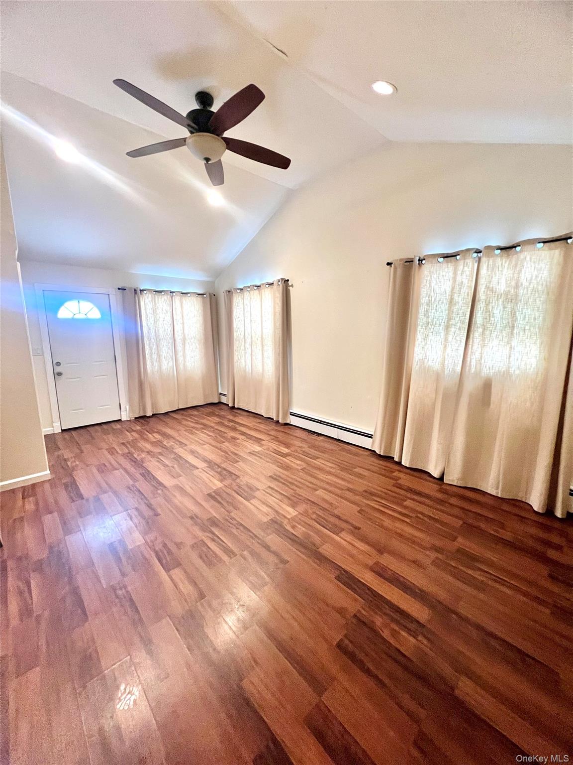 #3 photo, 22 Canal Drive, 뉴욕주 Godeffroy , NY 12729