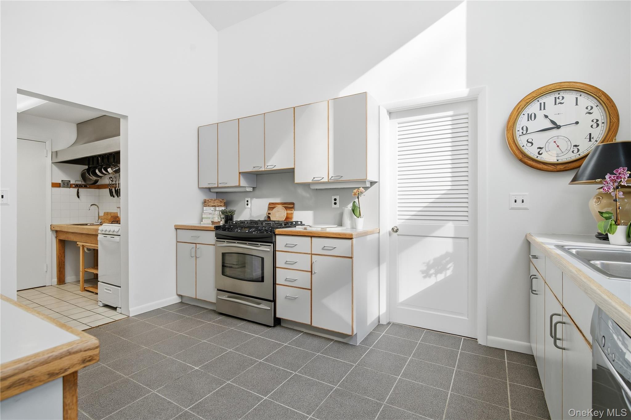 #14 photo, 23 Ferdon Avenue, Sparkill , NY 10976