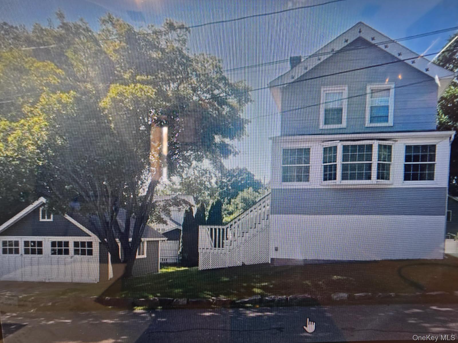 #1 photo, 10 Overlook Avenue, Beacon , NY 12508