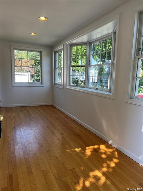 #7 photo, 10 Overlook Avenue, Beacon , NY 12508