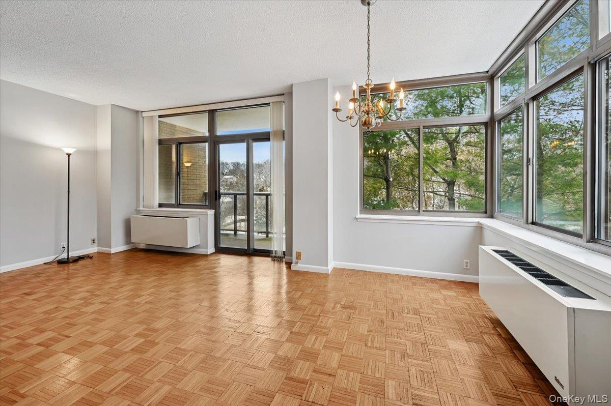 #11 photo, 35 N Chatsworth Avenue, Larchmont , NY 10538