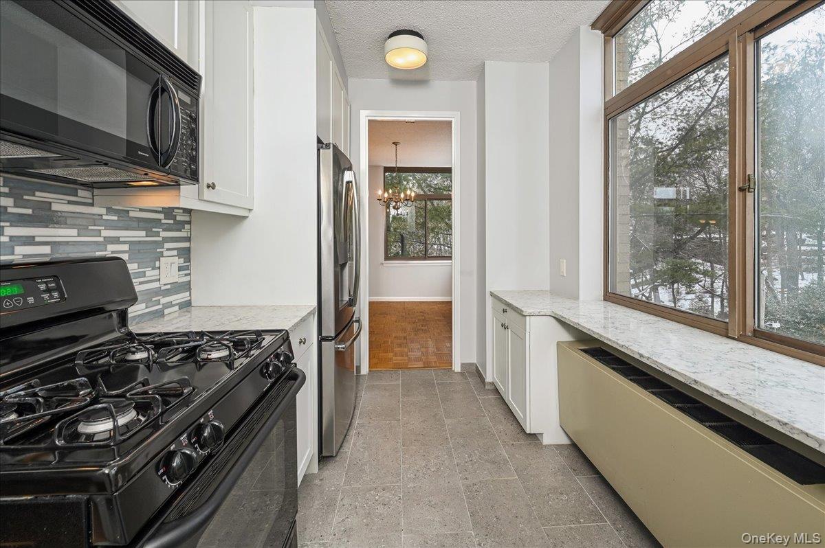 #15 photo, 35 N Chatsworth Avenue, Larchmont , NY 10538