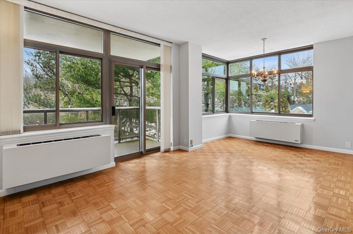 #8 photo, 35 N Chatsworth Avenue, Larchmont , NY 10538