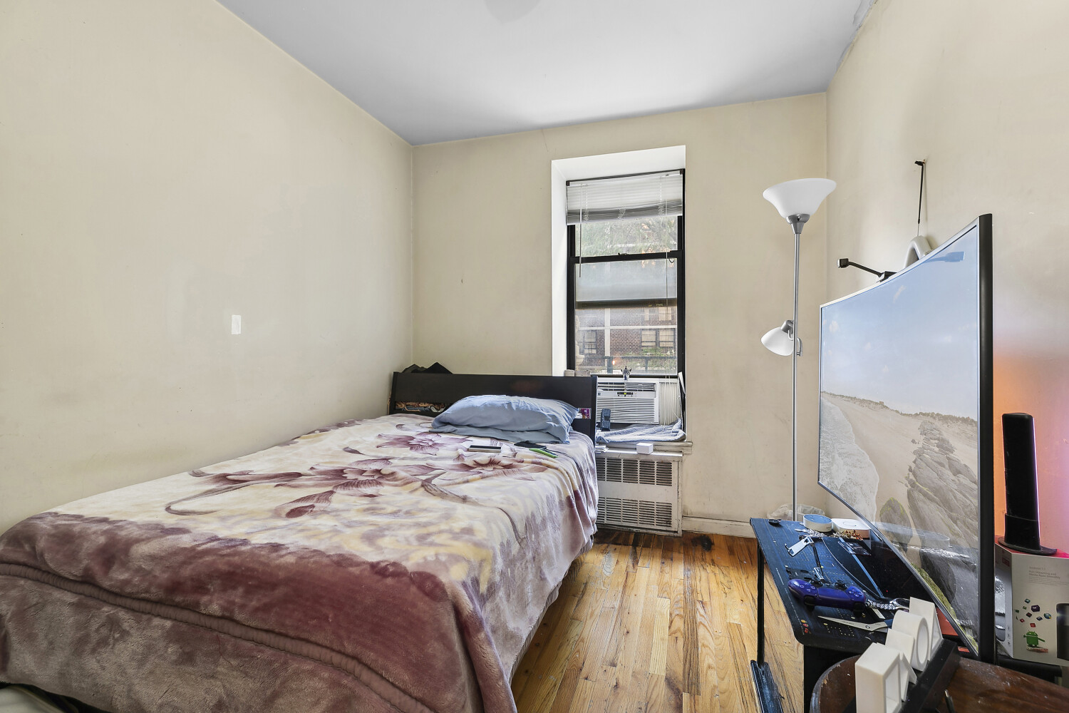 #10 photo, 101 W 115TH Street, South Harlem , NY 10026