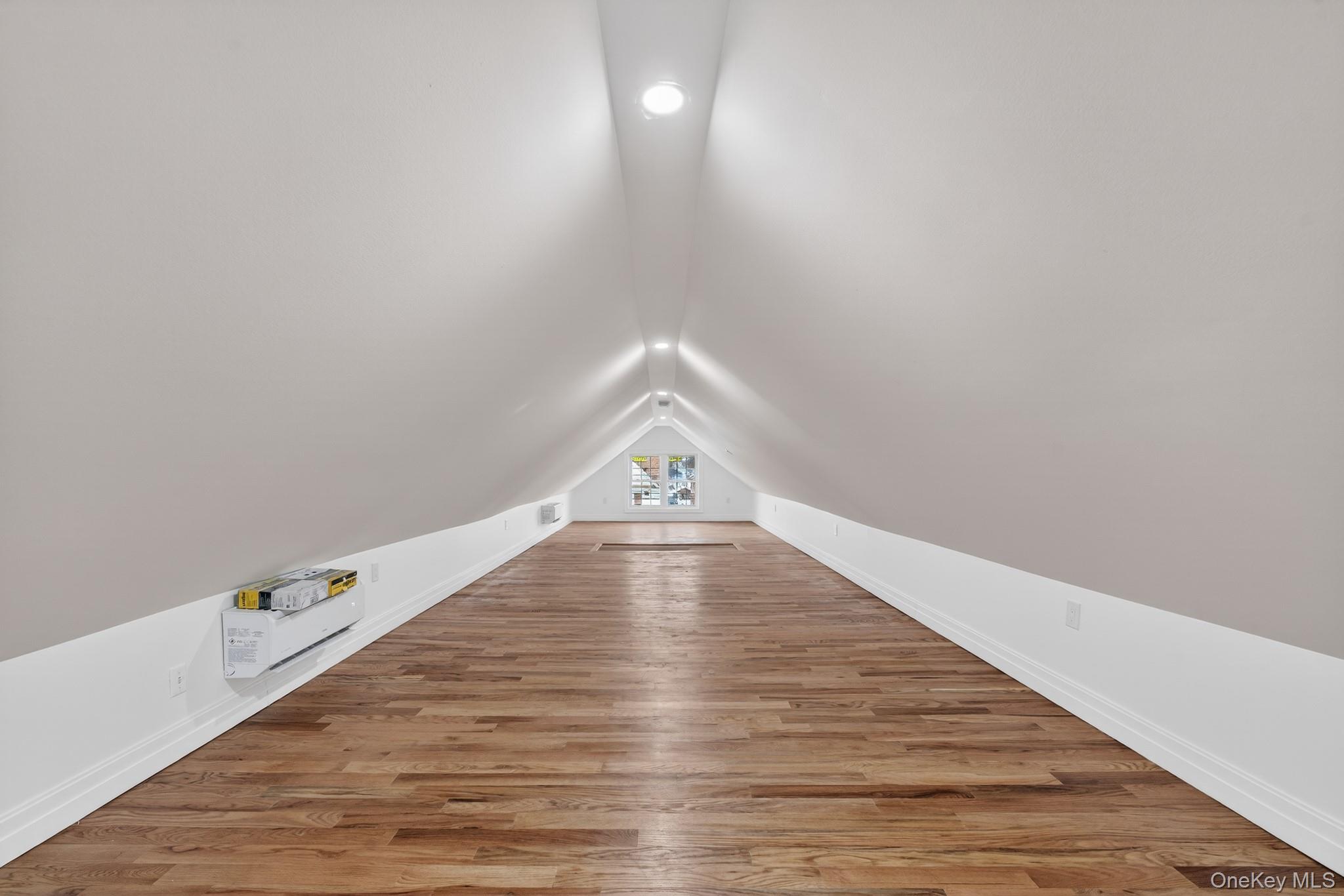 #12 photo, 12141 133rd Street, 皇后区 奥松公园 South Ozone Park , NY 11420