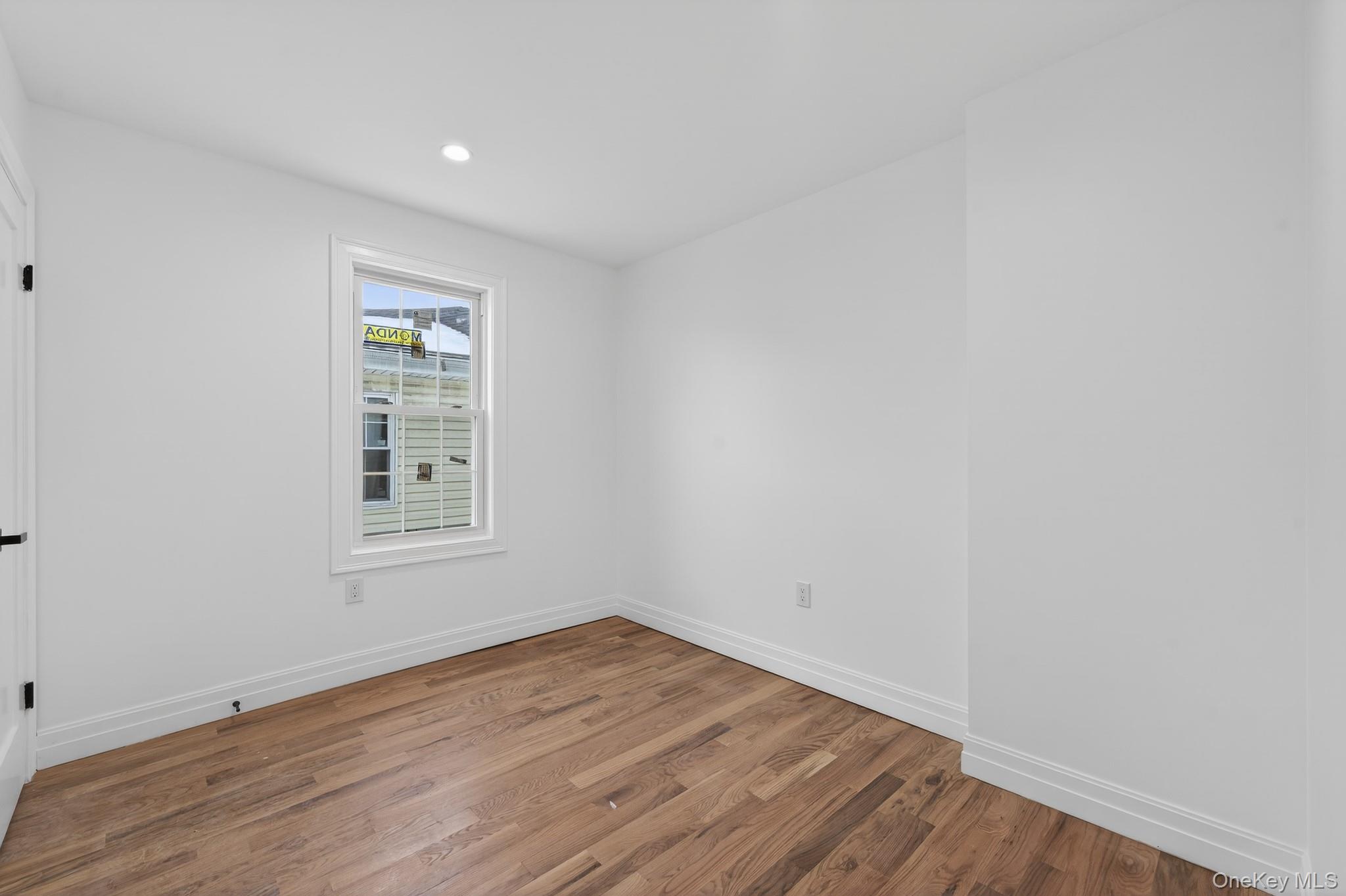 #8 photo, 12141 133rd Street, 皇后区 奥松公园 South Ozone Park , NY 11420