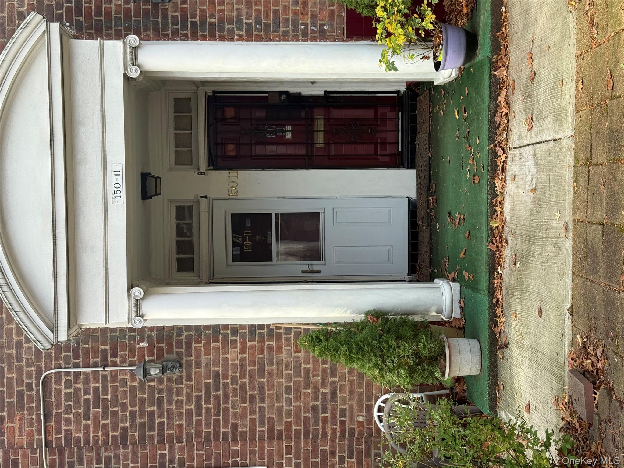 #1 photo, 150 Grand Central Parkway, Jamaica , NY 11432