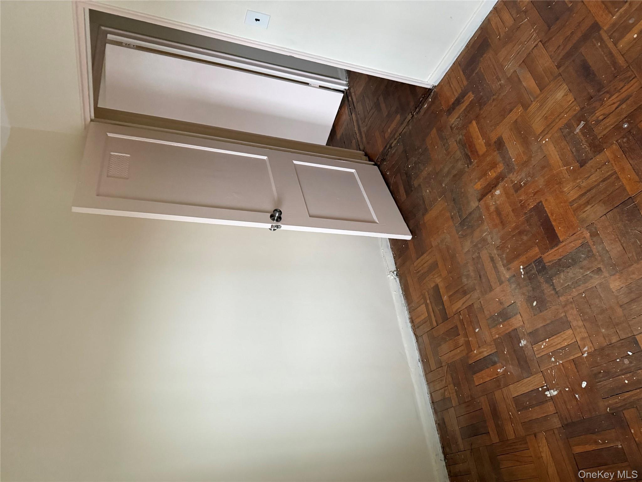 #16 photo, 150 Grand Central Parkway, Jamaica , NY 11432