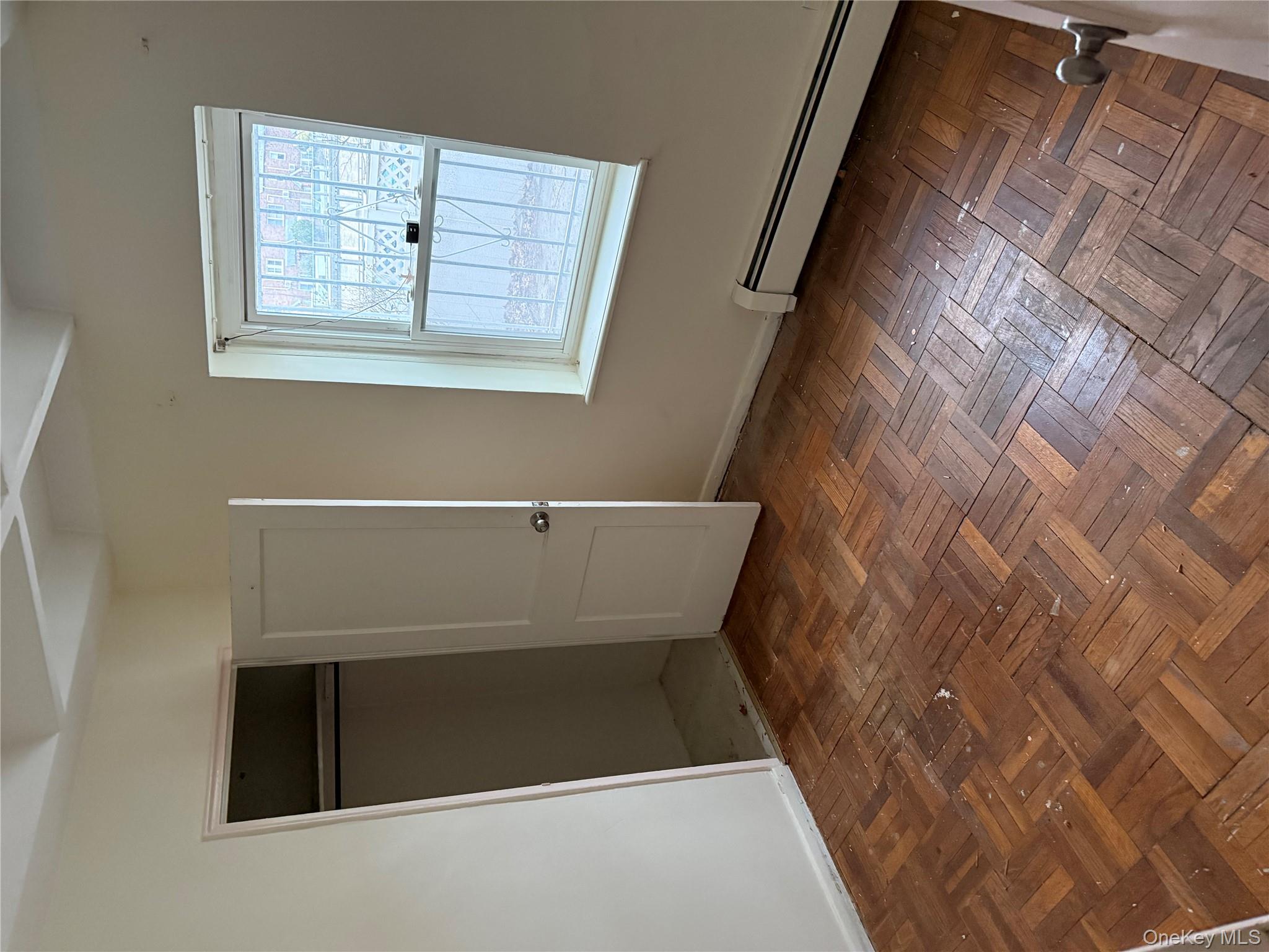 #17 photo, 150 Grand Central Parkway, Jamaica , NY 11432